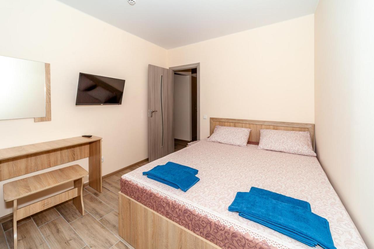 Dolce Vita Resort Hotel Zaliznyi Port Extérieur photo