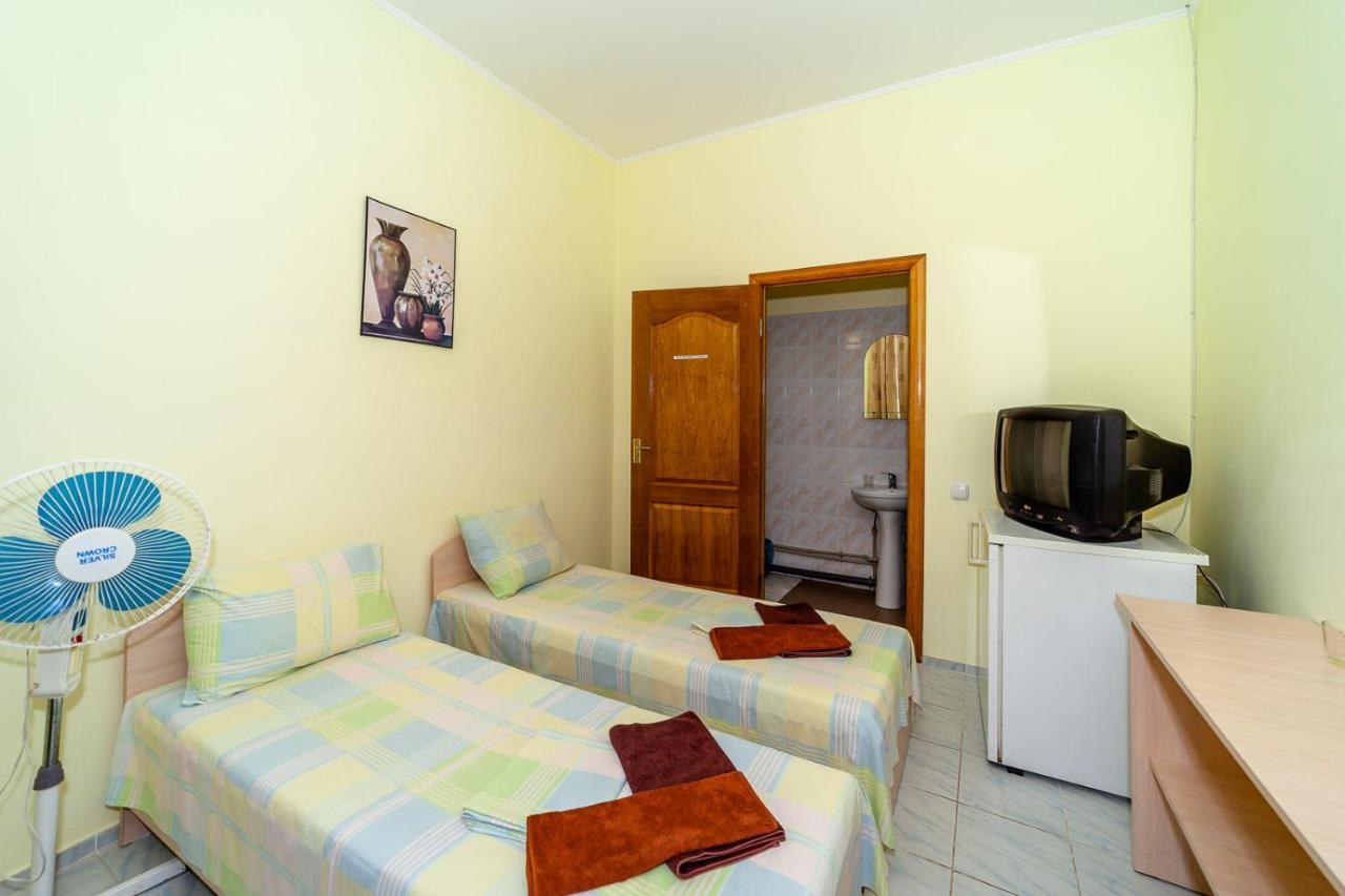 Dolce Vita Resort Hotel Zaliznyi Port Extérieur photo