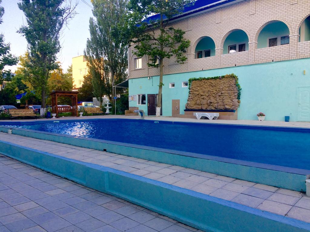 Dolce Vita Resort Hotel Zaliznyi Port Extérieur photo