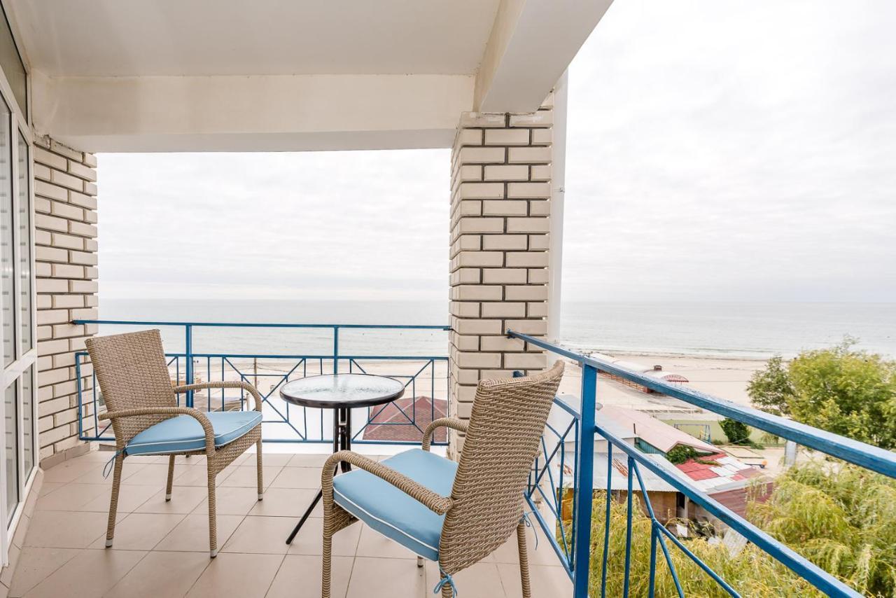Dolce Vita Resort Hotel Zaliznyi Port Extérieur photo