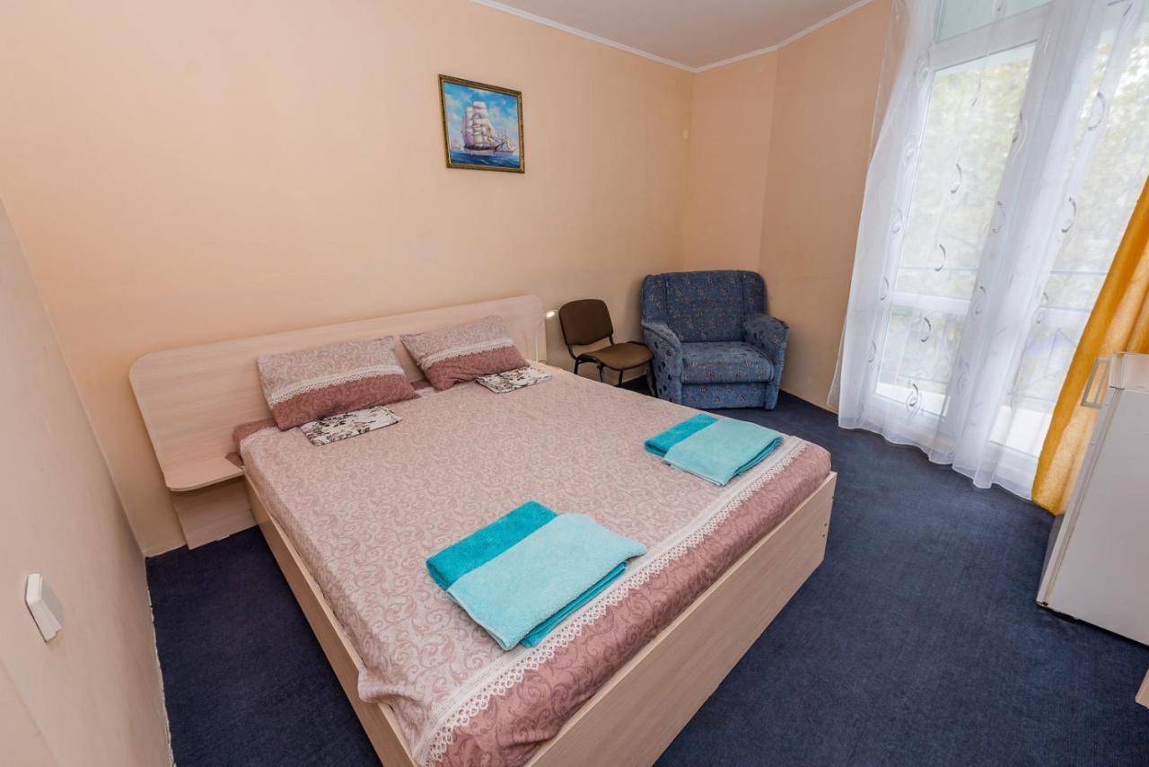 Dolce Vita Resort Hotel Zaliznyi Port Extérieur photo